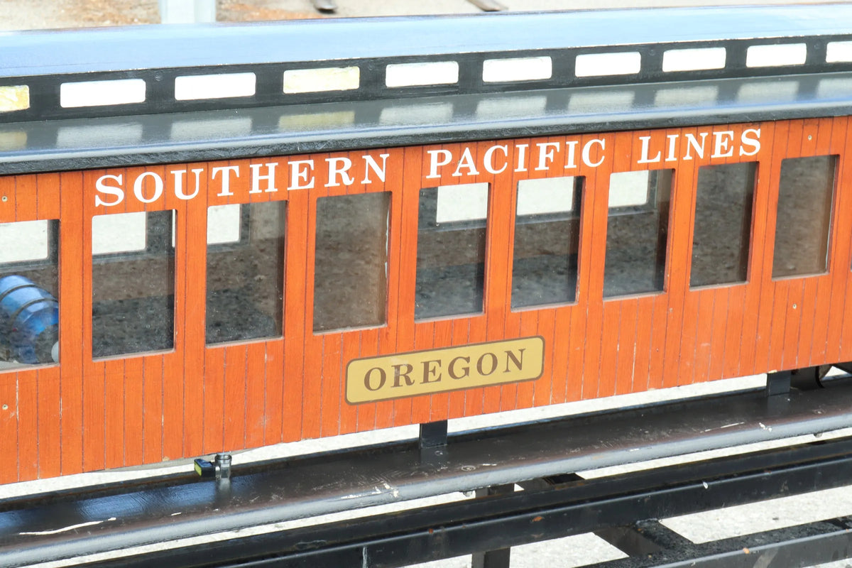 7 1/4 inch gauge Southern Pacific coach "Oregon"