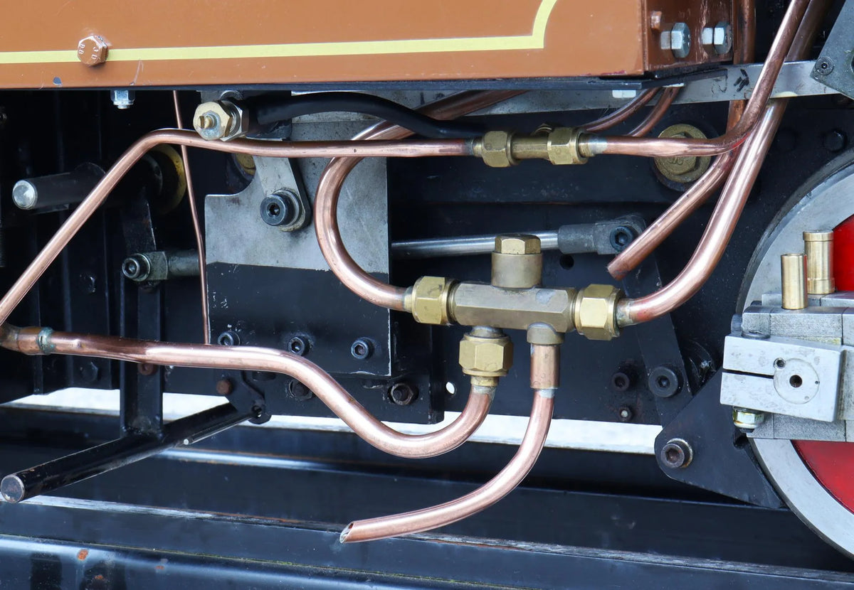 7 1/4 inch gauge "Romulus" with tender