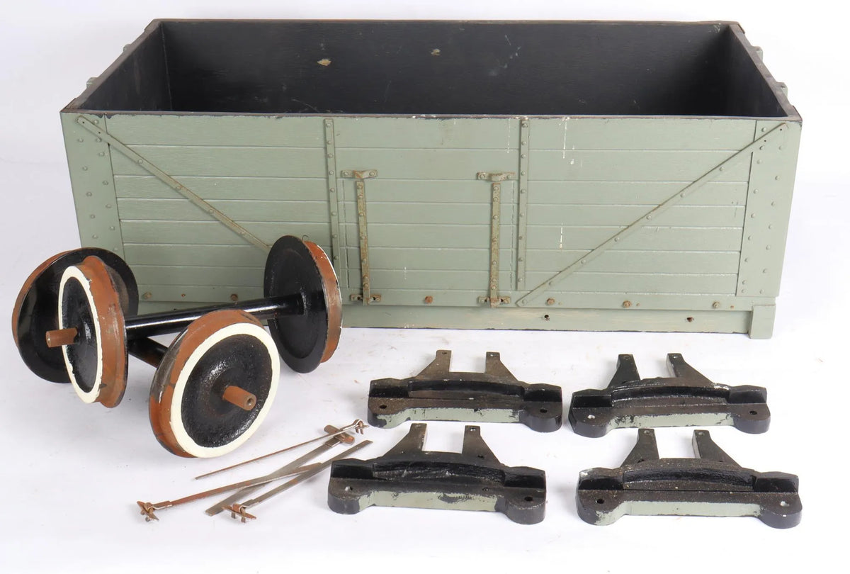 7 1/4 inch gauge 7-plank wagon