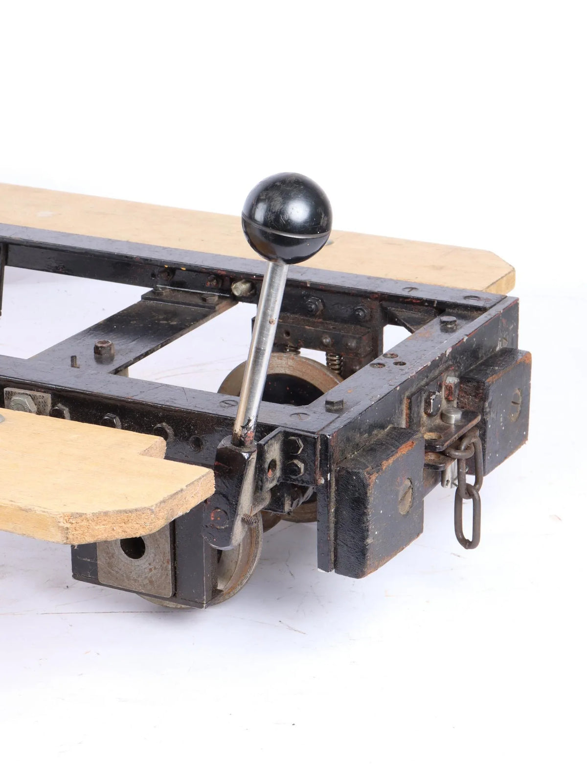 5 inch gauge braked ground level driving truck chassis with footboards