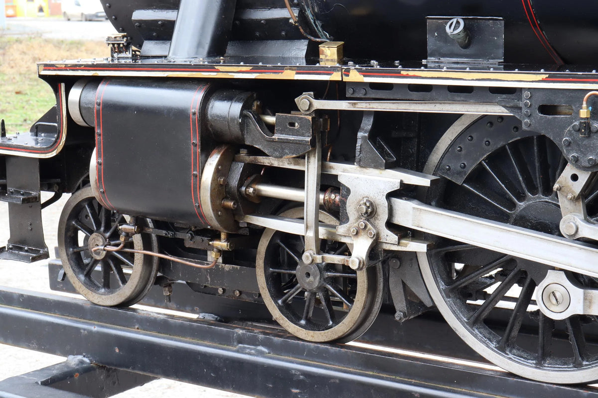 7 1/4 inch gauge LMS Black 5 4-6-0