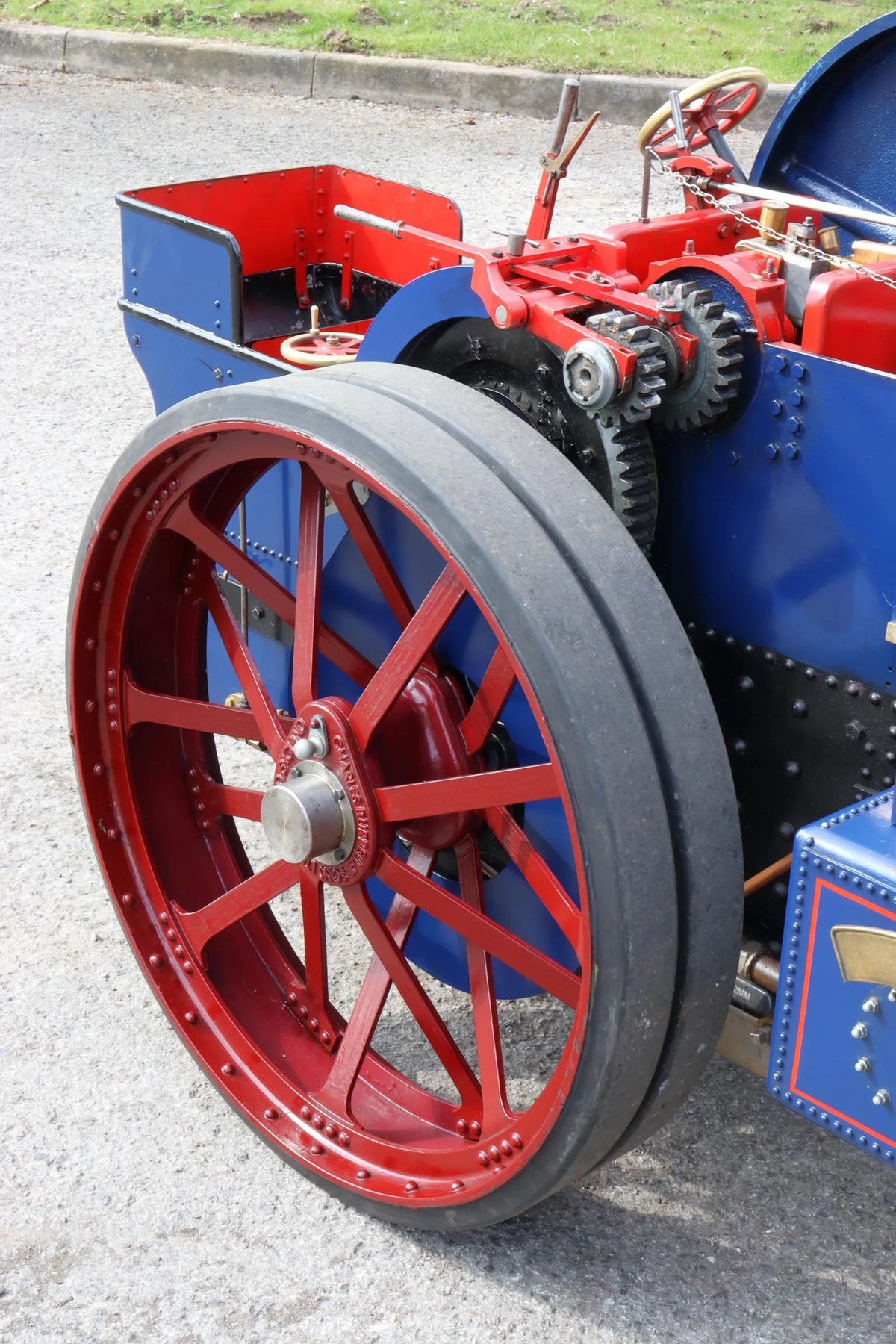 4 inch scale Burrell SCC traction engine