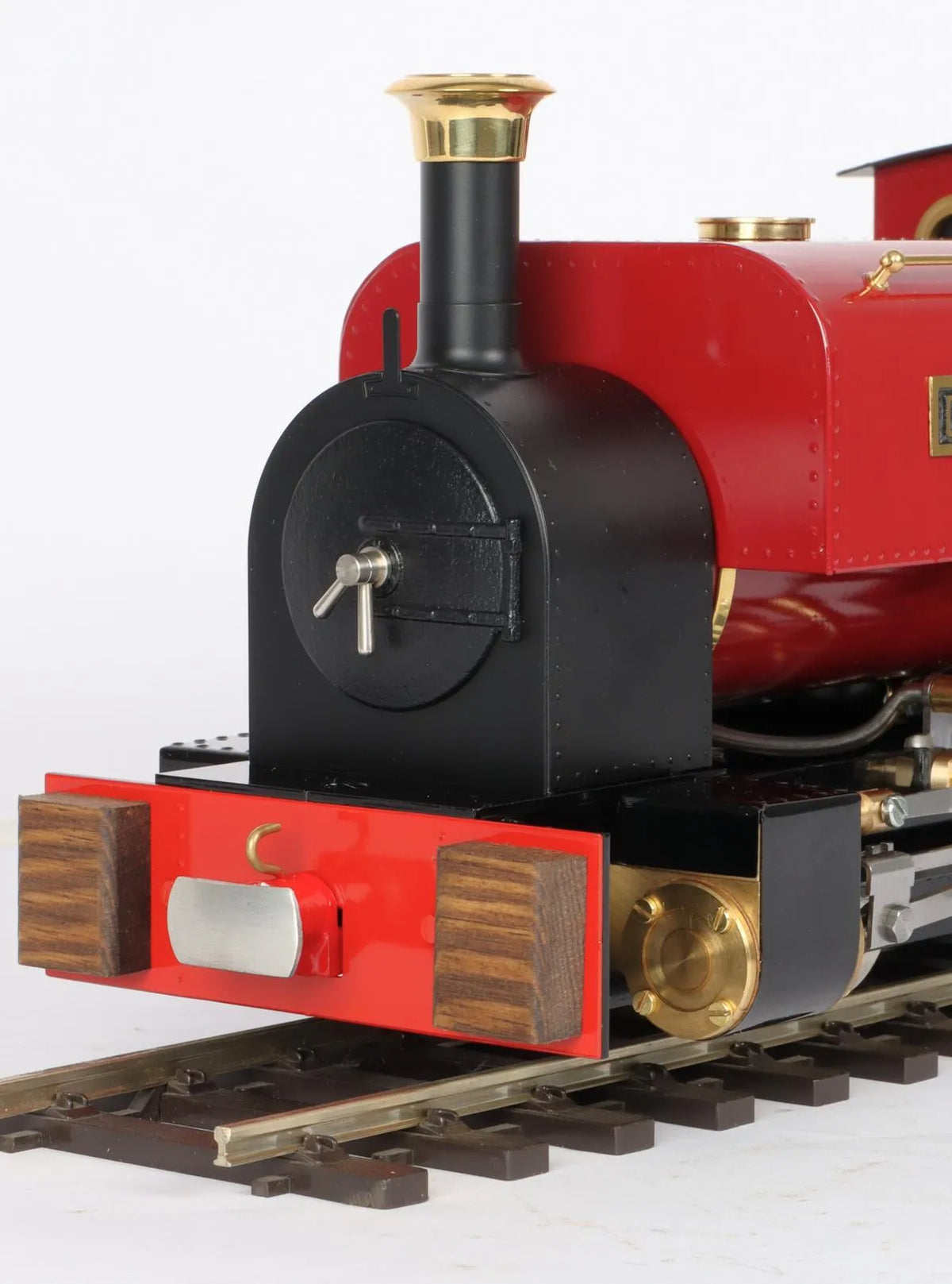 32mm/45mm narrow gauge Roundhouse "Dylan" 0-4-0T