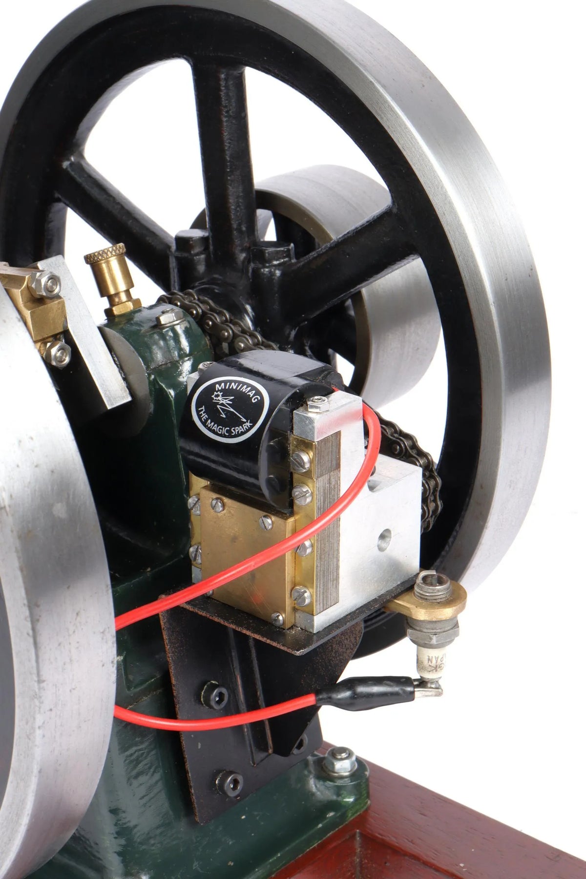 Red Wing open crank engine