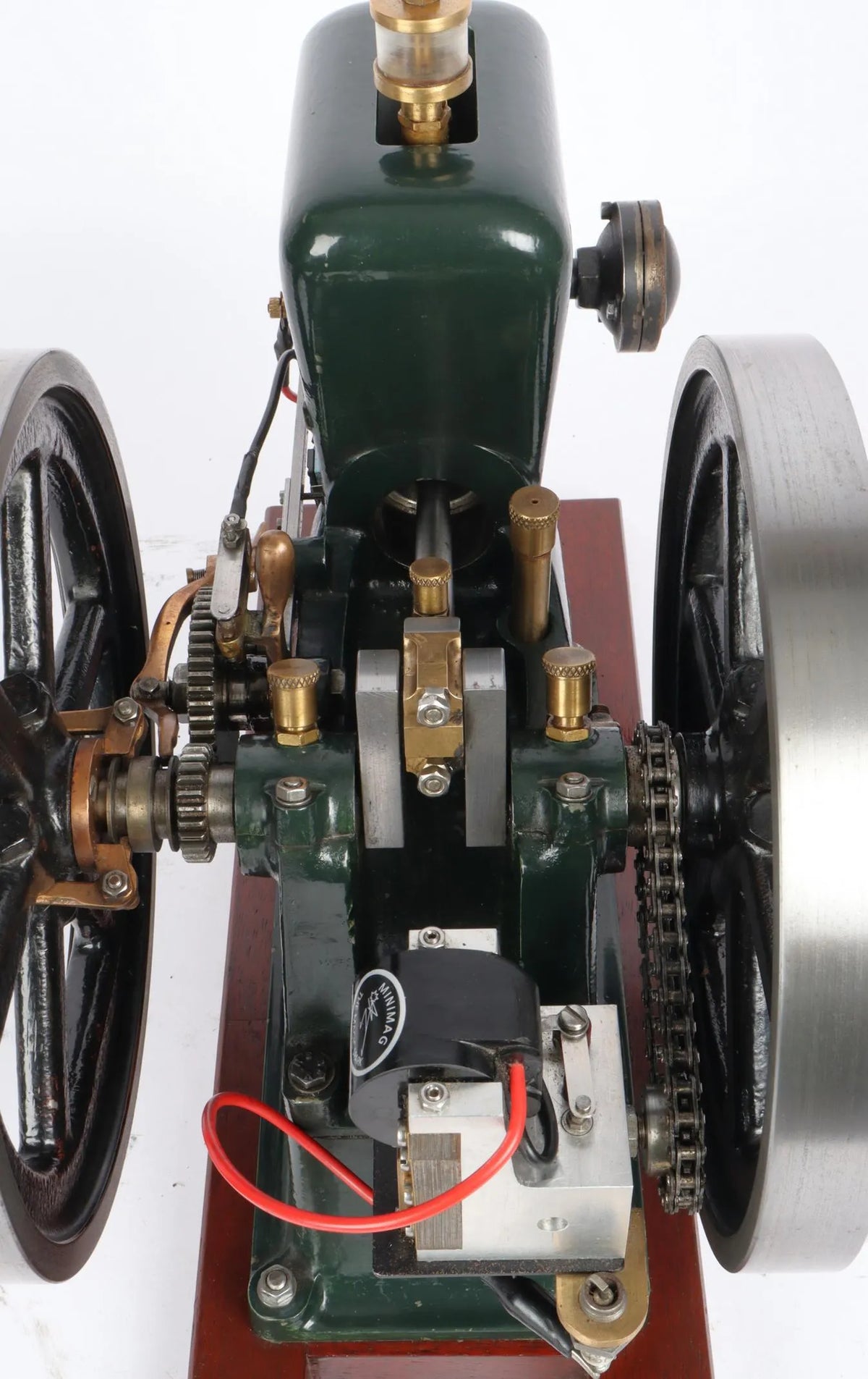 Red Wing open crank engine