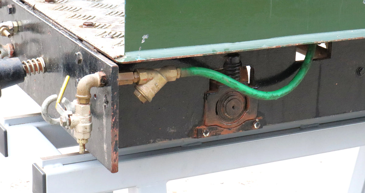 7 1/4 inch narrow gauge 4-wheel tender