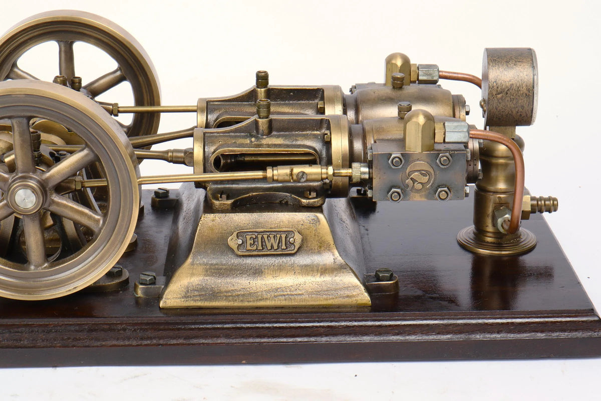 "EIWI" twin cylinder mill engine