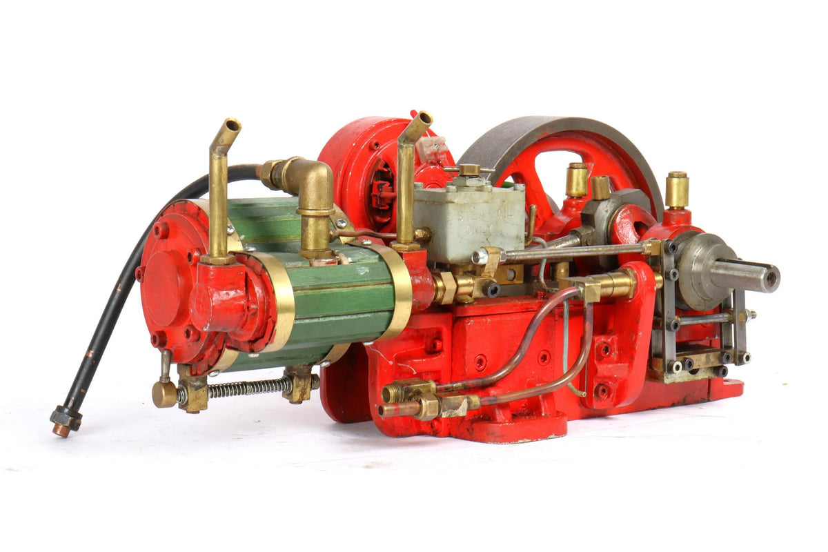 Single cylinder workshop engine with dynamo