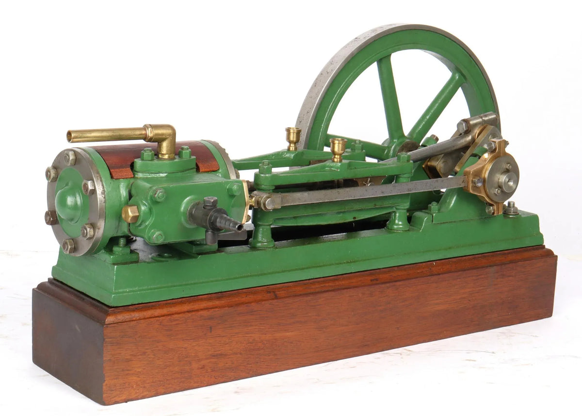 Large horizontal engine