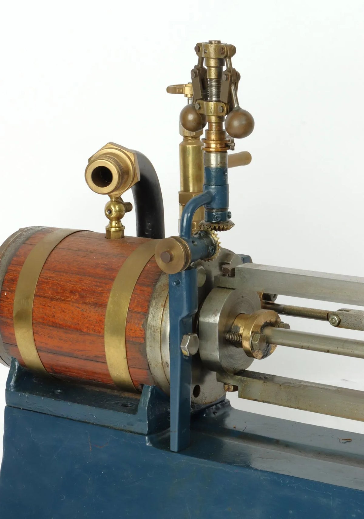 Large workshop engine