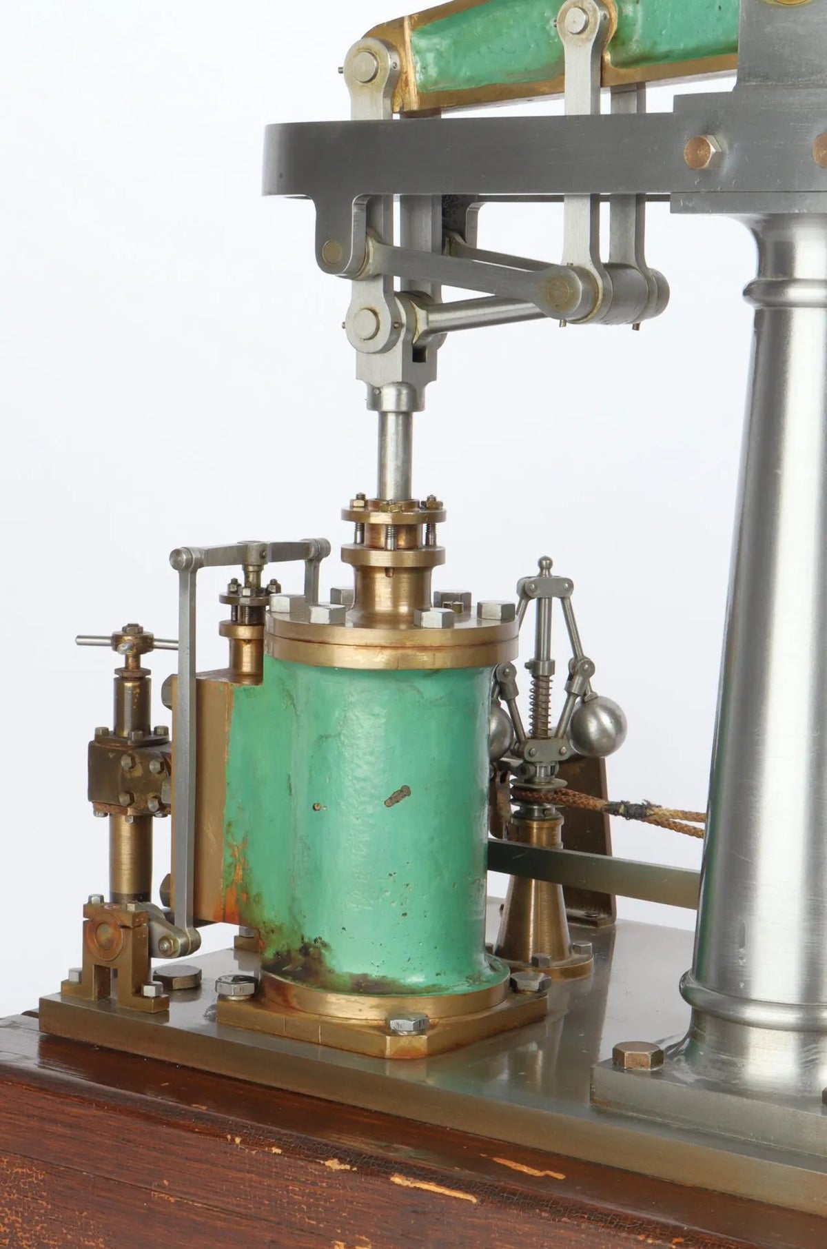 Large beam engine