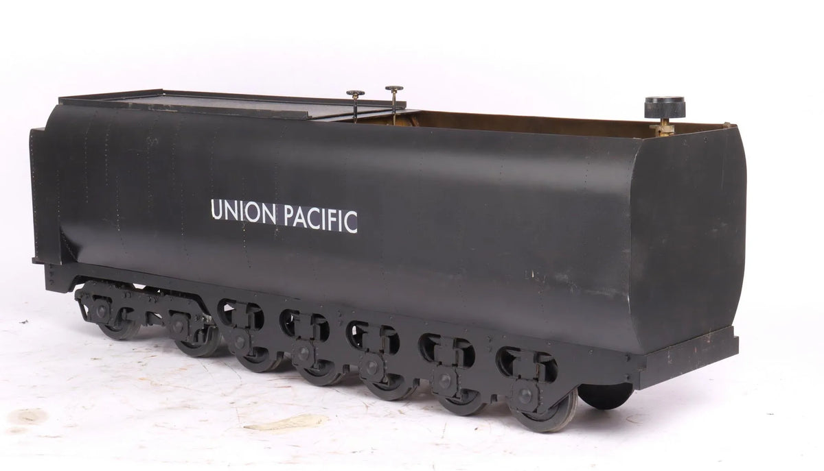 3 1/2 inch gauge Union Pacific 4-8-4 with centipede tender