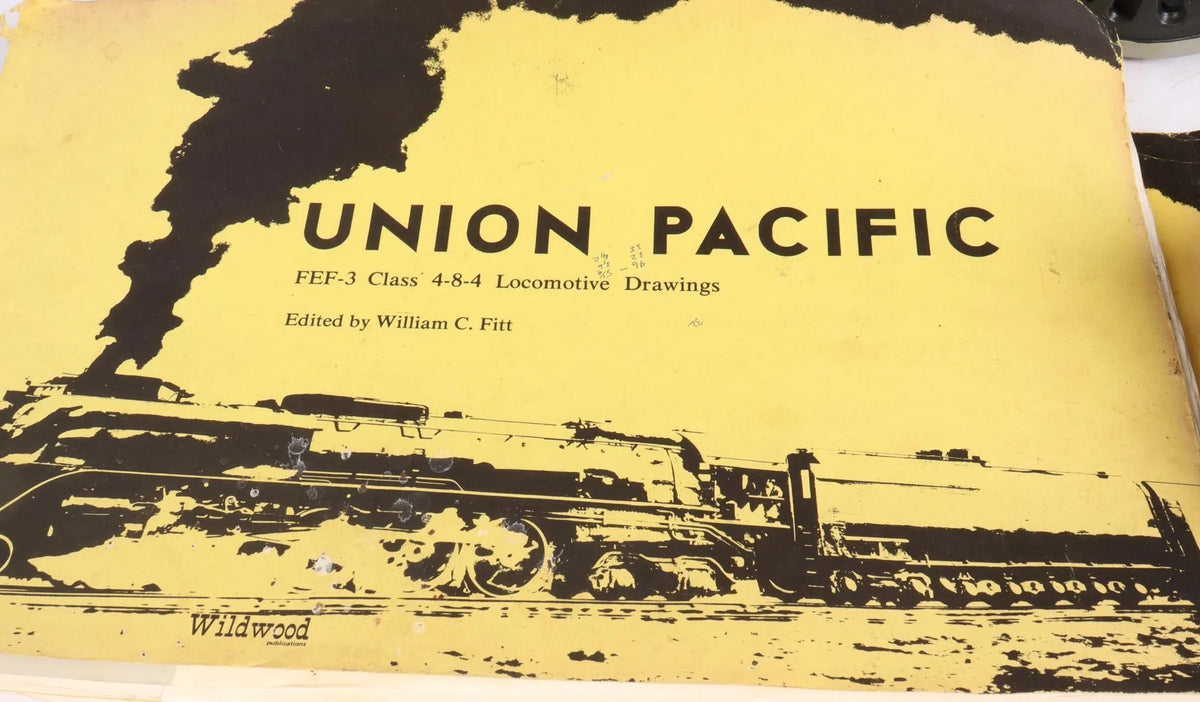 3 1/2 inch gauge Union Pacific 4-8-4 with centipede tender