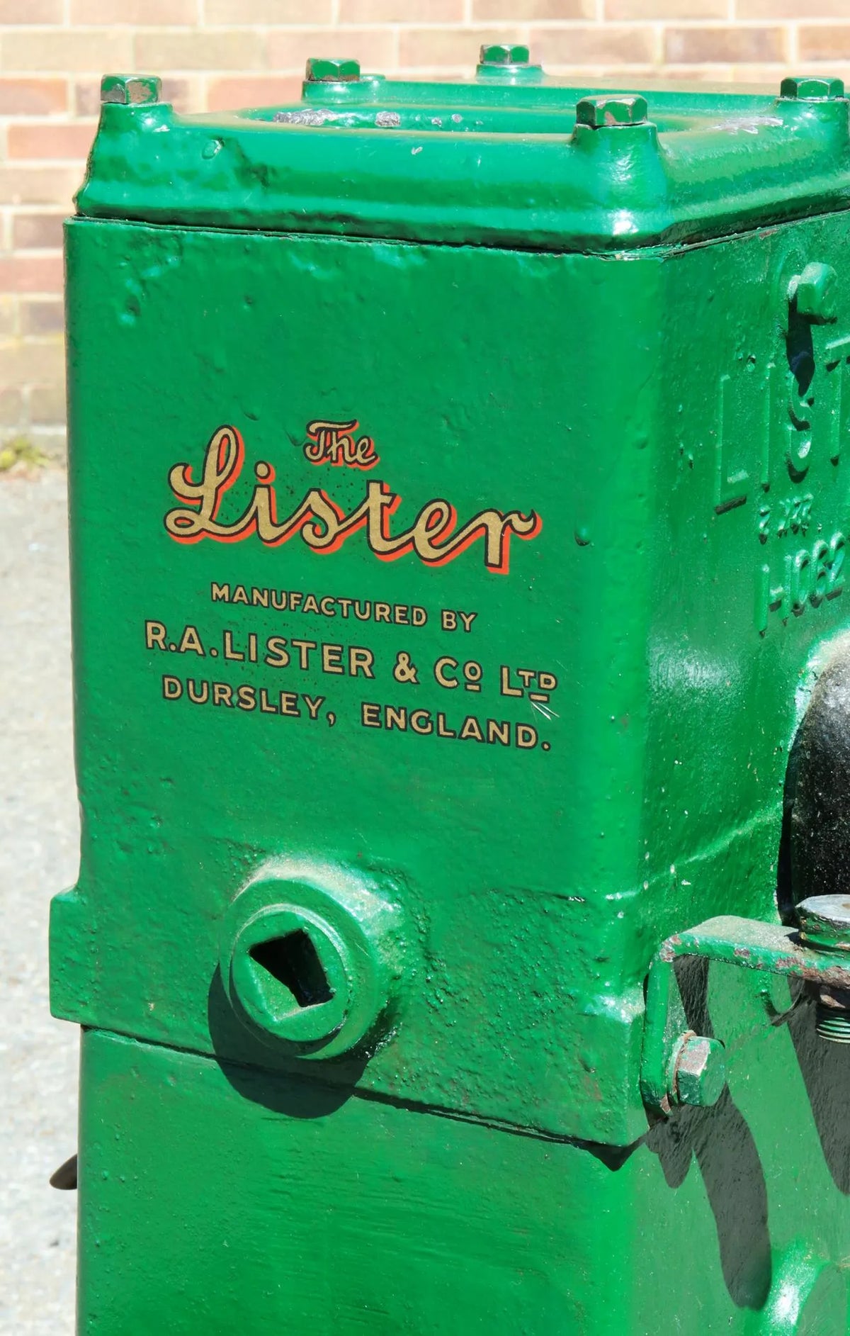 Lister D