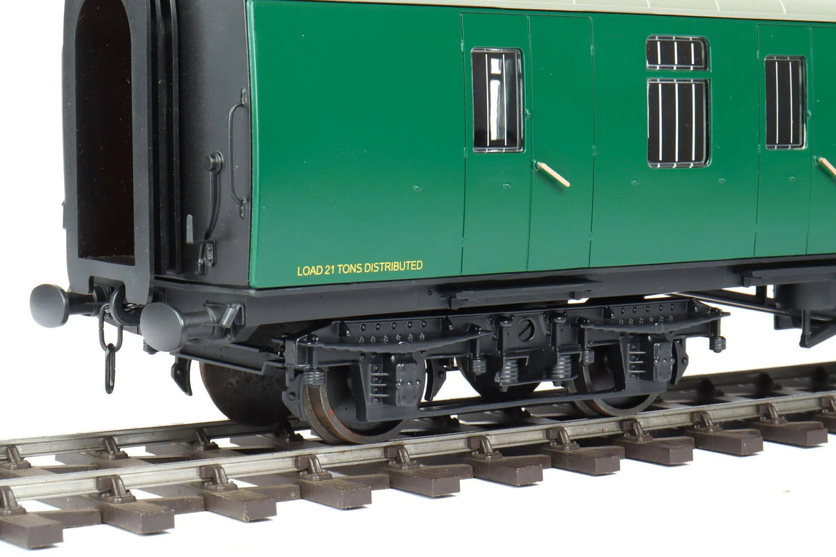 Rake of 3 gauge 1 Accucraft BR Mk1 coaches