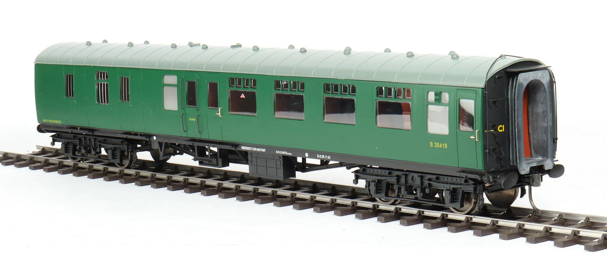 Rake of 3 gauge 1 Accucraft BR Mk1 coaches