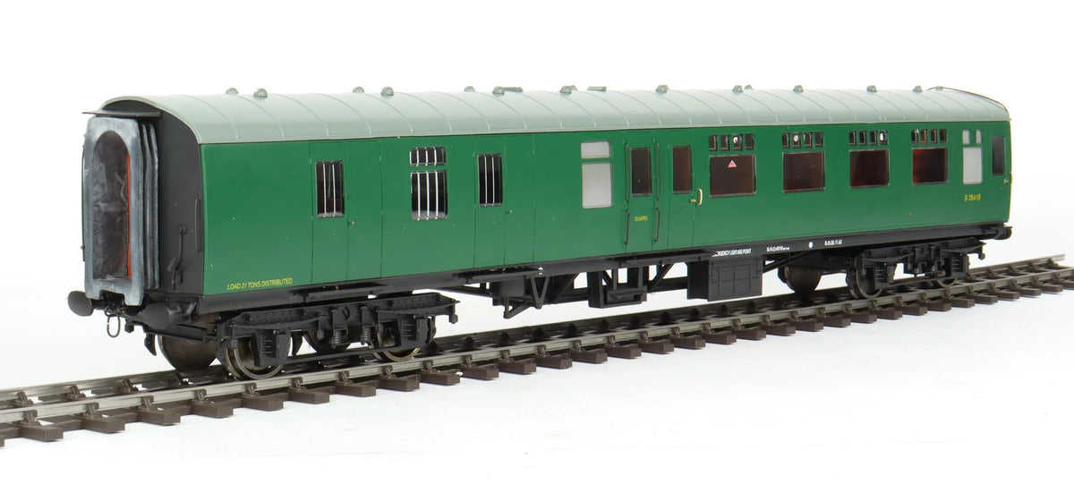 Rake of 3 gauge 1 Accucraft BR Mk1 coaches