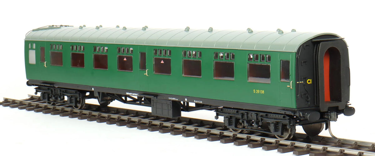 Rake of 3 gauge 1 Accucraft BR Mk1 coaches