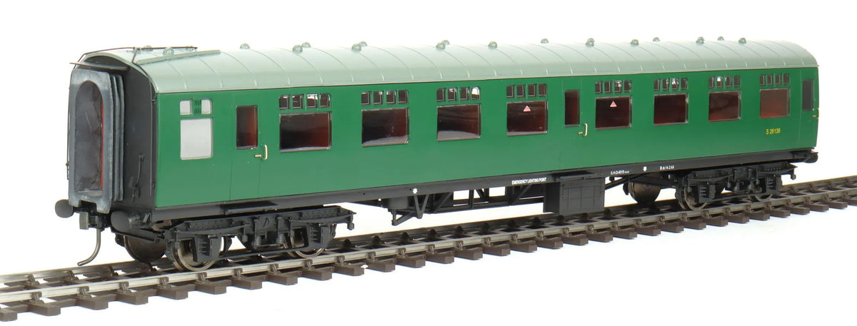 Rake of 3 gauge 1 Accucraft BR Mk1 coaches