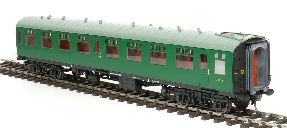 Rake of 3 gauge 1 Accucraft BR Mk1 coaches
