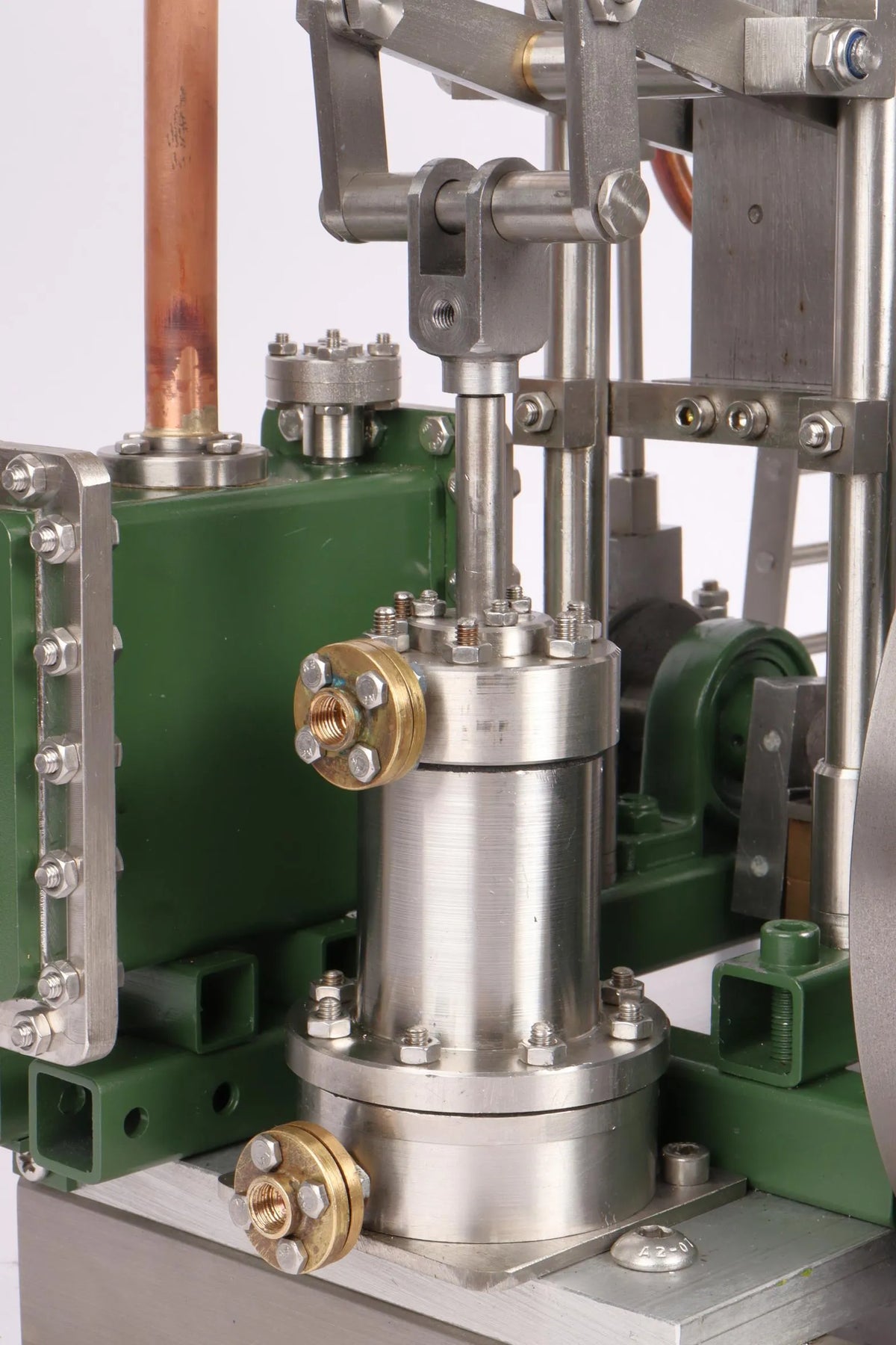 Vertical tandem compound engine