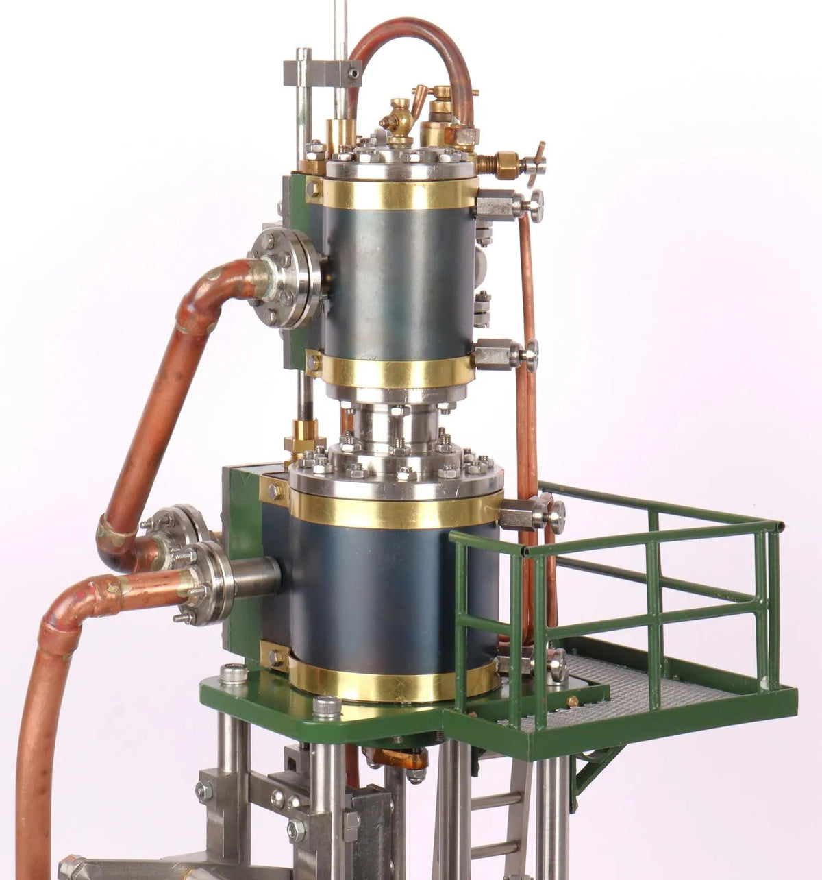 Vertical tandem compound engine