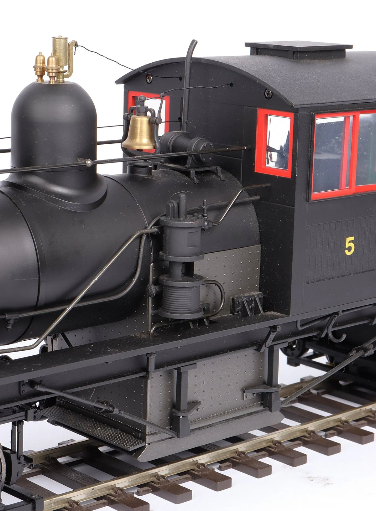 Bachmann Spectrum Shay