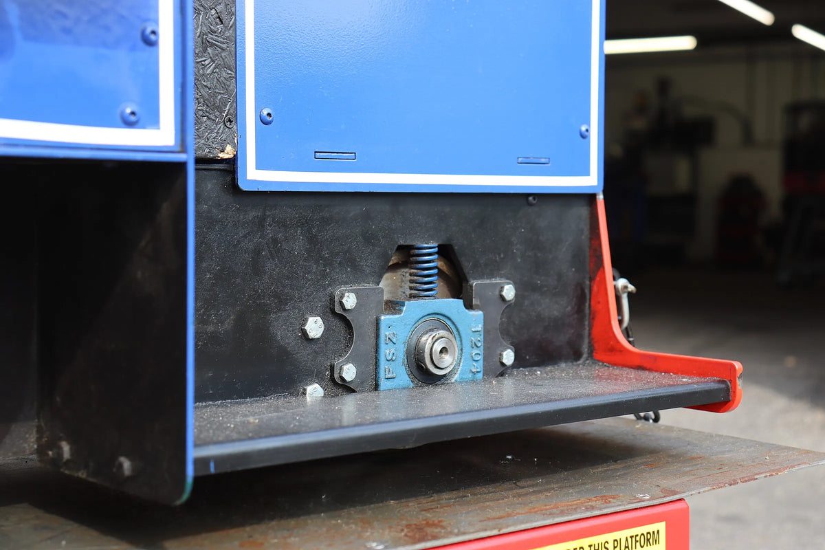 7 1/4 inch narrow gauge braked riding truck