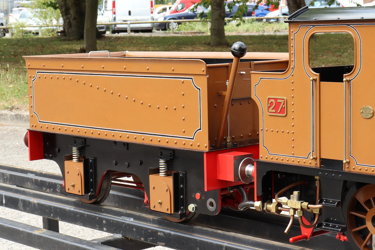 7 1/4 inch gauge "Holmside" 0-6-0ST with tender