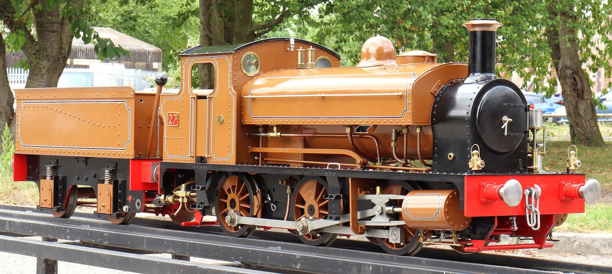 7 1/4 inch gauge "Holmside" 0-6-0ST with tender