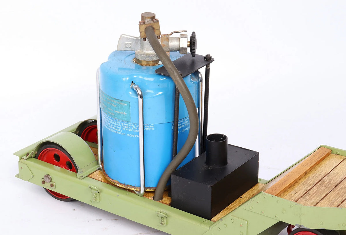 3/4 inch scale road locomotive with low loader