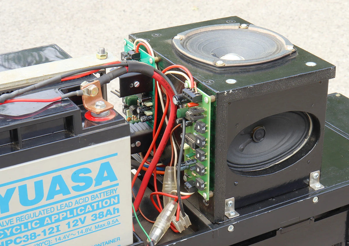 5 inch gauge Class 33 battery-electric