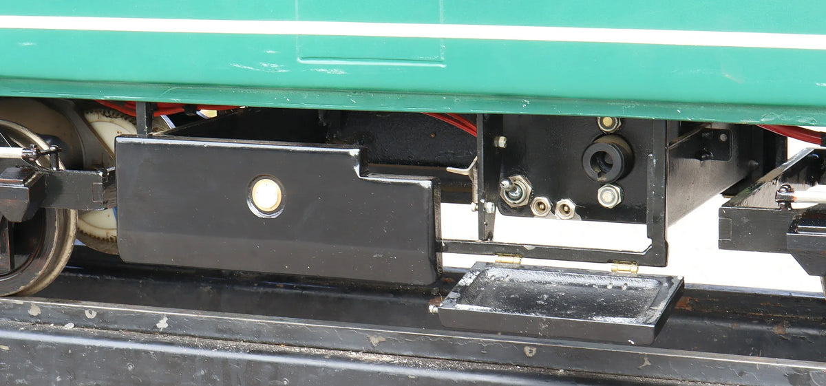 5 inch gauge Class 33 battery-electric