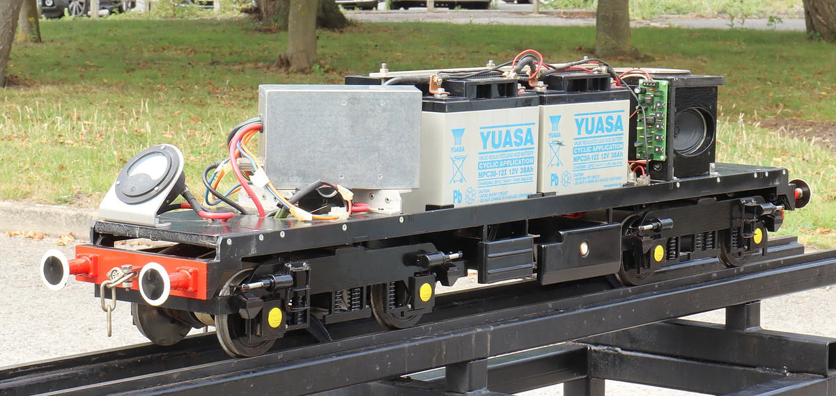 5 inch gauge Class 33 battery-electric