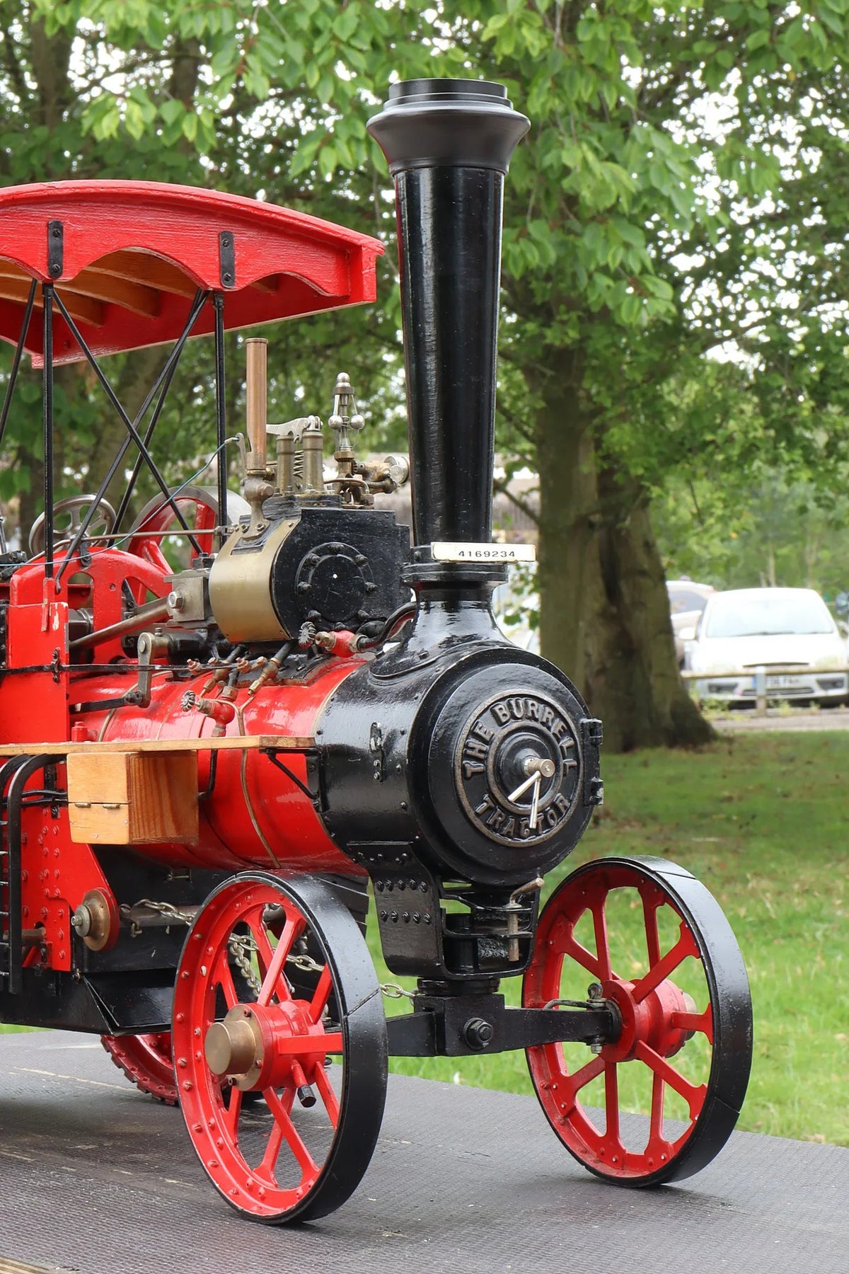 2 inch scale Burrell Gold Medal tractor