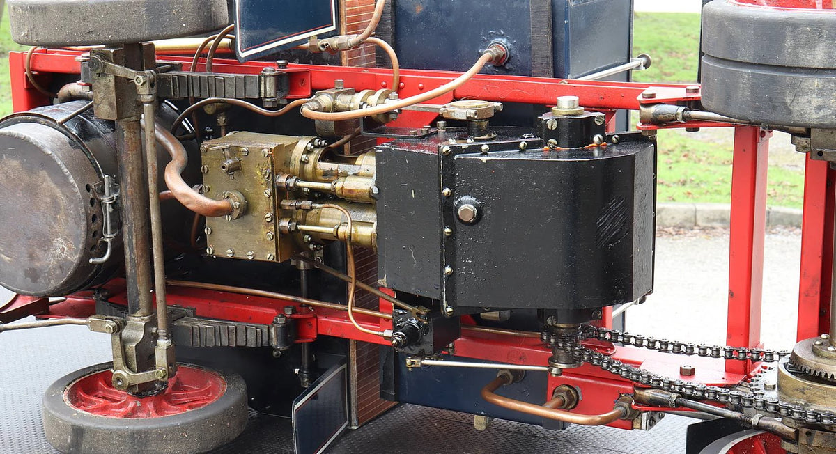 2 inch scale Clayton steam lorry