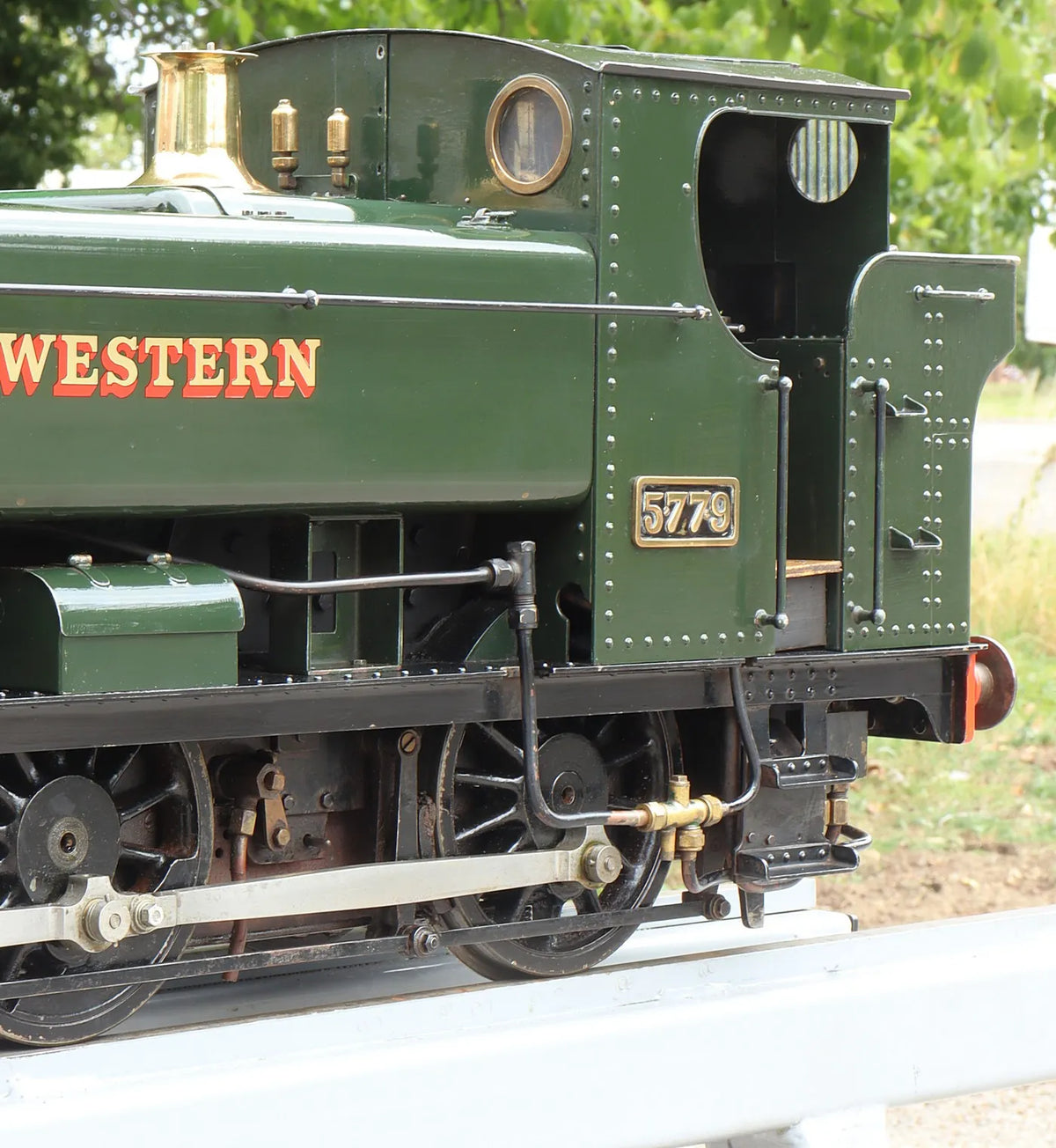 5 inch gauge GWR Pannier Tank Class 57XX 0-6-0