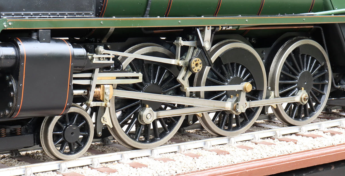 3 1/2 inch gauge BR Standard Class 7 No.70004 "William Shakespeare"
