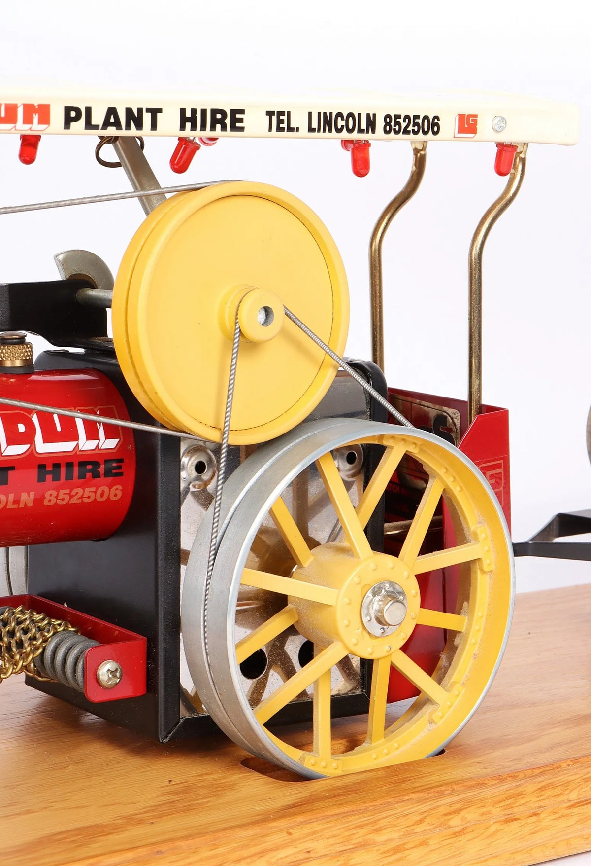 Mamod Te1 Showmans engine with bowser