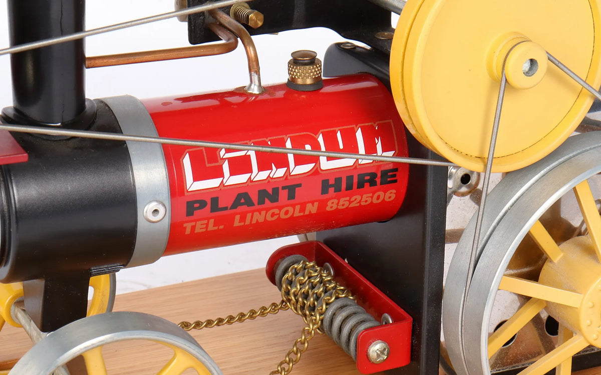 Mamod Te1 Showmans engine with bowser