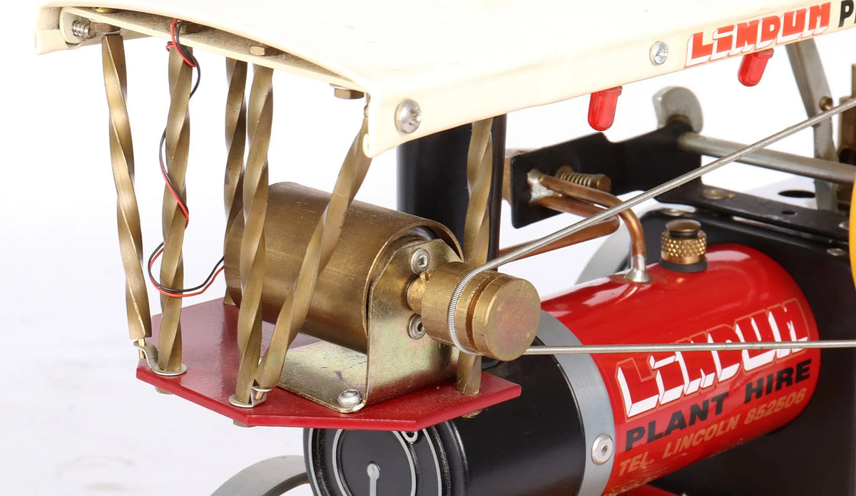 Mamod Te1 Showmans engine with bowser