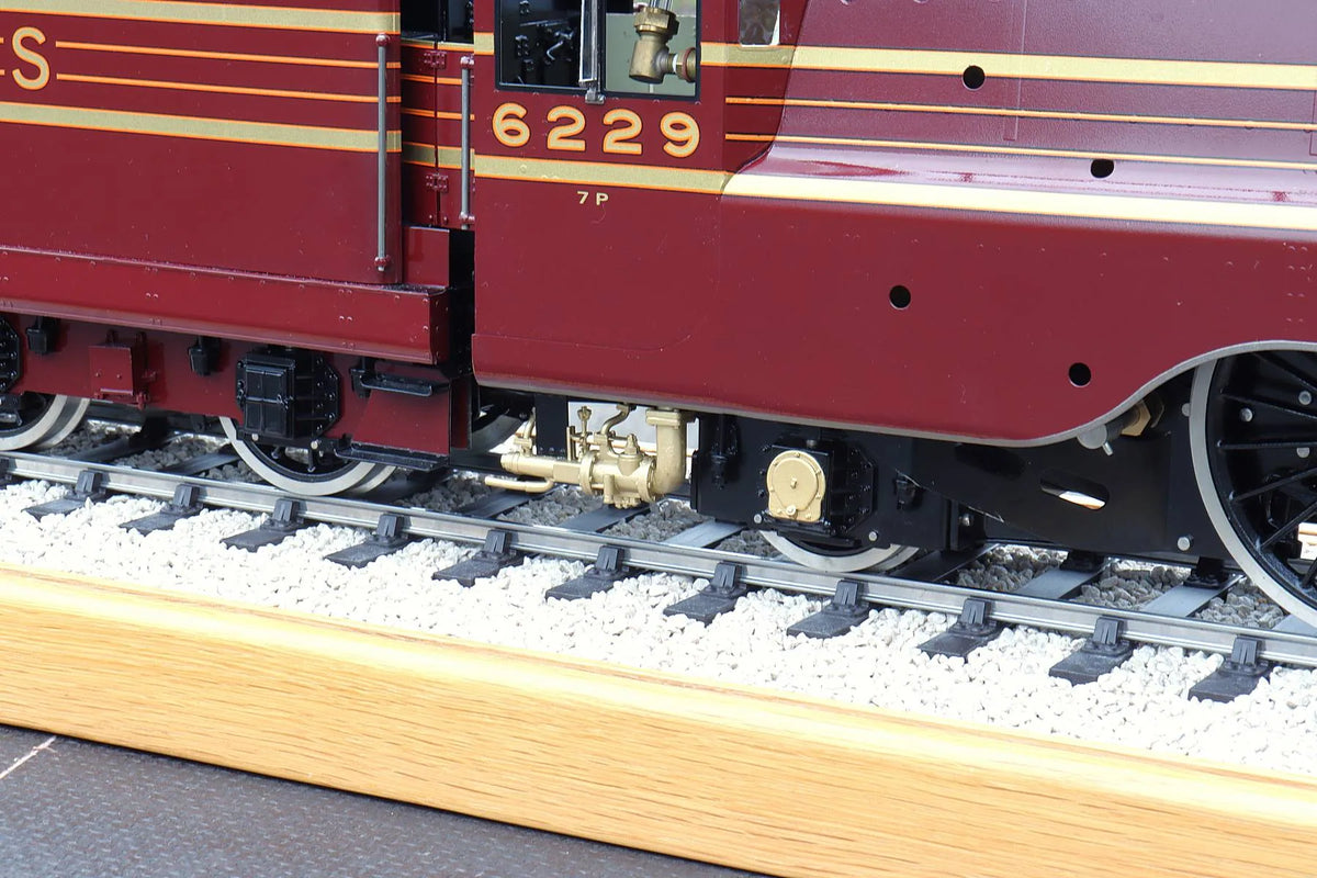 Gauge 3 LMS streamlined Coronation