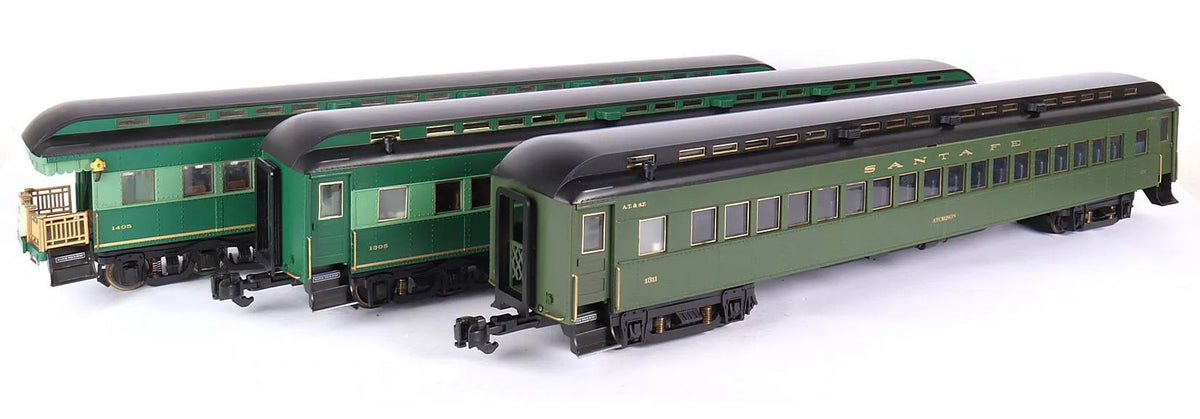 Rake of three Aristocraft Santa Fe heavyweight coaches
