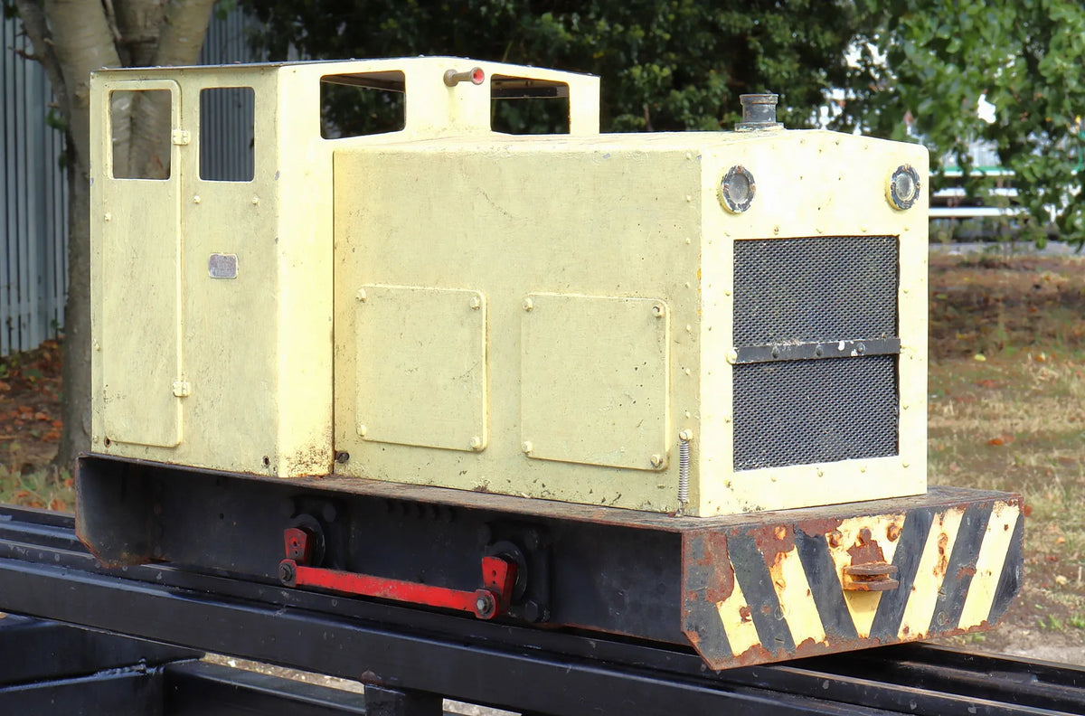 5 inch gauge battery electric shunter