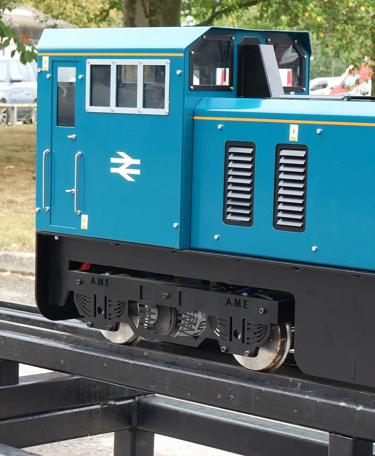 5 inch gauge AME "Vulcan 4" battery electric shunter