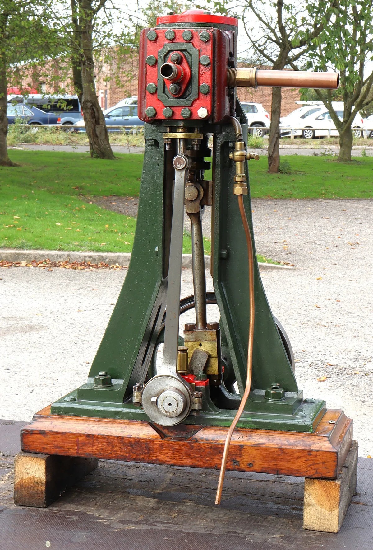 Vintage vertical engine