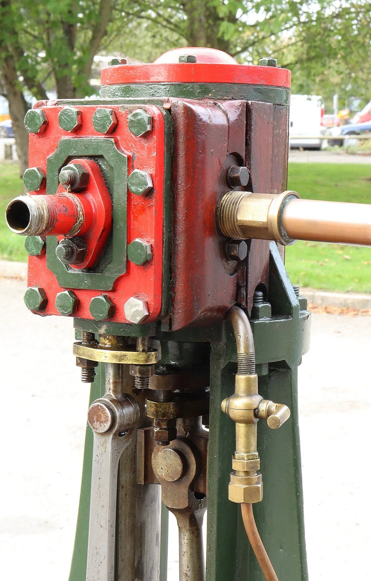 Vintage vertical engine