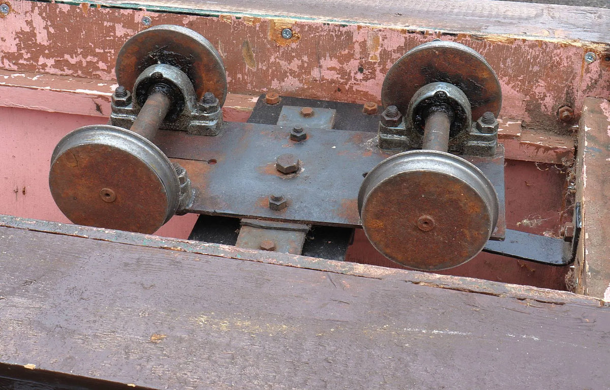 5 inch gauge ground level bogie passenger wagon