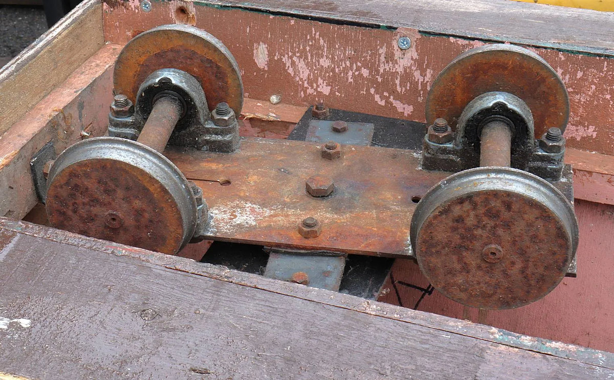 5 inch gauge ground level bogie passenger wagon