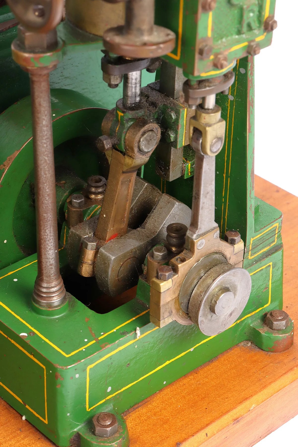 Stuart beam engine with Reeves "Monarch" vertical engine